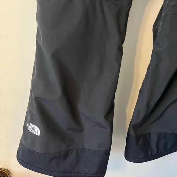 The North Face Snow Pants - Picture 6 of 14